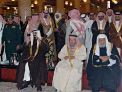 Kral Abdullah Emirin Cenazesine Katıldı