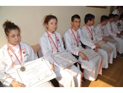 Alanyalı Usta Aşçılar 19 Madalyayla Döndü