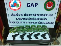 Suriyelinin Aracından Küçük Cephanelik