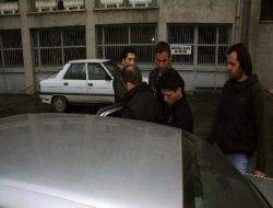 Çaldıkları Bilezikler Sahte Çıkınca Yakayı Ele Verdiler