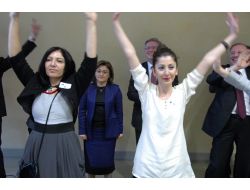 Fatma Şahin, Kadına Şiddetle Mücadele İçin Brüksel’de Dans Etti