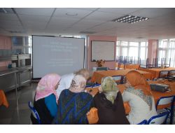 Meme Kanseri Seminerinde Erken Teşhisin Önemi Vurgulandı