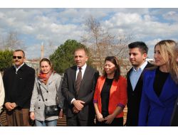 Gürsel Tekin: İktidar, İnsanlarda Sevgililer Günü Kutlayacak Derman Bırakmadı