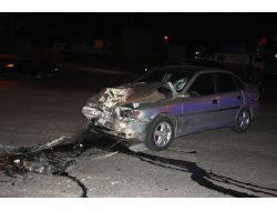 Motosiklet İle Otomobil Çarpıştı: 1 Ölü, 1 Yaralı