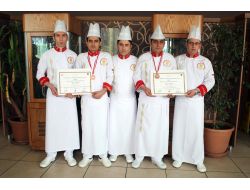 Sivas Belediyesi Aşçılık Ekibi 24 Ülkenin Katıldığı Yarışmada 2 Bronz Aldı