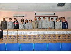 Kozan’da Okullara Geri Dönüşüm Kutusu Dağıtıldı