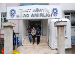 Rus Uyruklu Kadın Turist, Atm'ye Kaptırdığı Kartını Alamayınca Sinirlendi