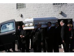 Sarai Sierra Son Yolculuğuna Uğurlandı