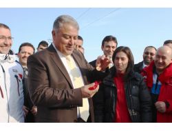 Ağrılı Dünya Kayak Birinci Ve İkincisi Altın Ödüllendirildi