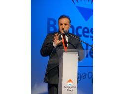 "21. Yüzyıl, Kendisini Yenileyebilen Ve Sınırları Aşabilenlerin Yüzyılı Olacak"