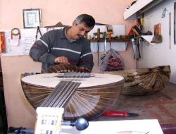 Türk Ustanın Yaptığı Udlar Ortadoğu'da Büyük İlgi Görüyor