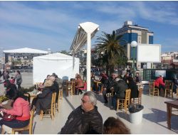 Kuşadalılar Güneşli Havanın Tadını Çıkardı