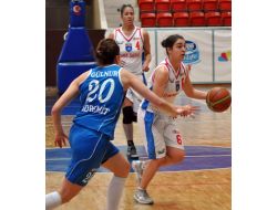 Adana Botaş: 73 - Erdemit Belediye: 63