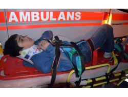 Yaya Geçidinde Otomobilin Çarptığı Çocuk Yaralandı