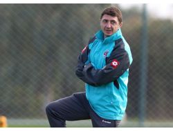 Kasımpaşa Teknik Direktörü Arveladze: Daha İyi Oynayacağız