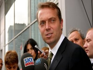 Cem Uzan'a kalp ameliyatı