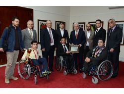 Aldırmaz: Engelliler Engelsizlerle Aynı Mekanı Paylaşabilmeli