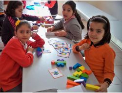 Öğrenciler Zeka Oyunları İle Hem Öğreniyor Hem De Eğleniyor