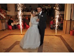 Diyalizde Tanışan Kimsesiz İki Genç, Personelin Yardımıyla Evlendi