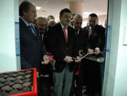 Kars Devlet Hastanesi'nde Yoğum Bakım Ünitesi Açıldı
