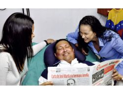 Hugo Chavez Ülkesine Geri Döndü