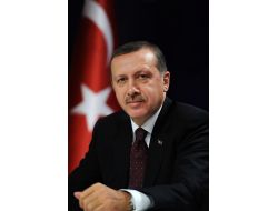 Başbakan'dan Hasan Nail Canat'a Vefa