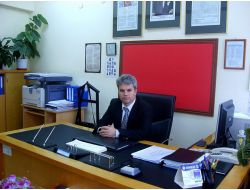 OKUL MÜDÜRÜ ZEHİRLENDİ