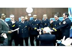 İncil Bulamayınca İpad’e El Bastılar