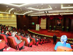 Türkmenistan’da Diplomatlar Günü Kutlandı