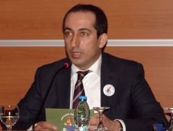 ‘bedavacı Mafya Taraftarlar, Spor Kulüplerini Tehdit Ediyor’