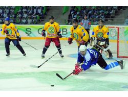 Berdimuhamedov Kupası'nı Rusya Kaptı