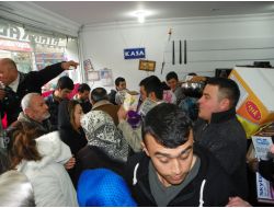 Kırıkkale'de Bir Mağazanın Promosyonu İzdihama Neden Oldu