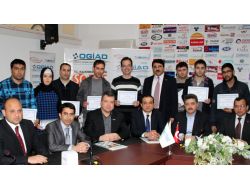 Ogiad İşsiz Gençleri Eğitip İşe Yerleştiriyor