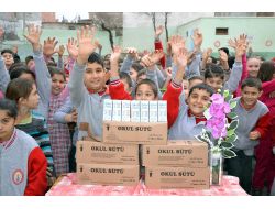 Manisa’da Okul Sütü Dağıtımına Başlandı