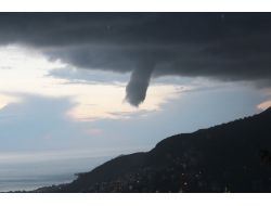 Alanya'da 5 Dakikada 8 Hortum Oluştu