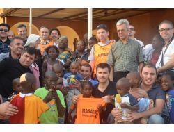 Manavgat'tan Nijer'e Sağlık Malzemesi Yardımı