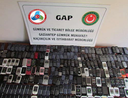 KAÇAK CEP TELEFONU OPERASYONU