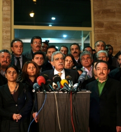 Tuğluk ve Türk için Tutuklama Kararı