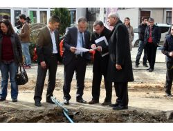 İnegöl'de Altyapı Çalışmaları Sürüyor