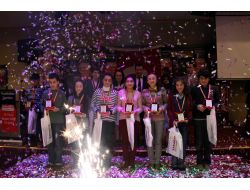 Sakarya Dershanesi Başarıyı Ödüllendirdi