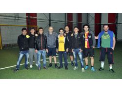 Dargeçitli Öğrenciler Protokolle Maç Yaptı