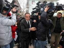 Kapatılan DTP'nin Yasaklı Vekilleri İfadeye Gidecek!