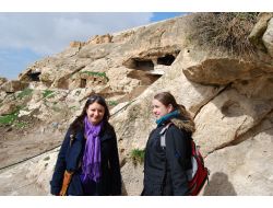 Polonyalı İki Aktivist Kendi Köylerinin İsmini Taşıyan Dereser'i Ziyaret Etti