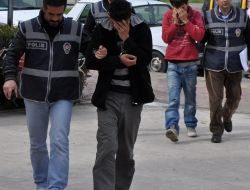 Bir Ay İçinde 5 Okul Ve 1 Sağlık Ocağını Soydular