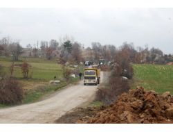 Piribeyler Tren İstasyonu’nun Yolu Yapılıyor