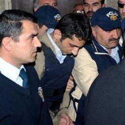 Çapraz Sorguda Küfür Etti!