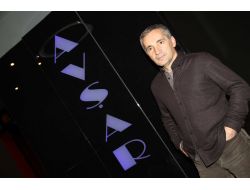 Yapımcı Şükrü Avşar: Duygusal Olduğum İçin Romantik Filmler Çekiyorum