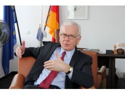 Pöttering: Türkiye İle Daha Yakın İlişkilerden Memnuniyet Duyarız