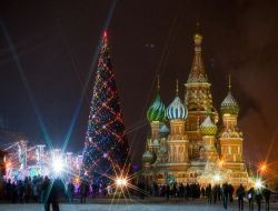 Moskova Yeni Yıla Hazır