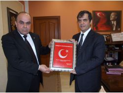 Kaymakam Gale’den Kulüp Başkanı Çelik’e Teşekkür Belgesi